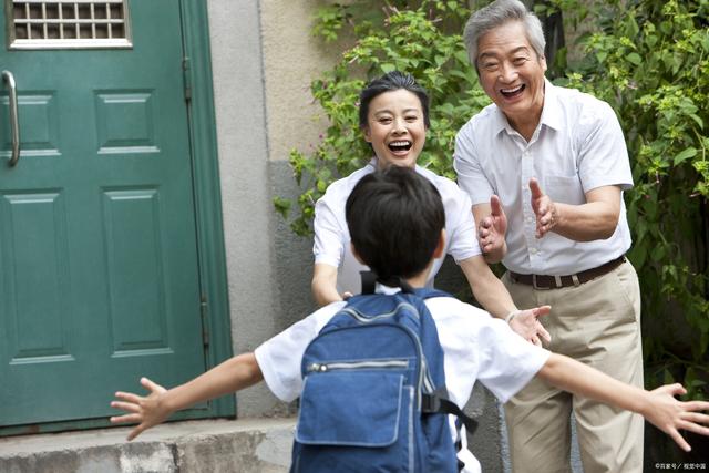 延迟退休年龄从什么时间正式实行，什么时间正式实施延迟退休（“六大问题”尚未解决）