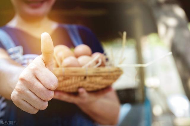 在家用电脑怎么赚钱，如何在家用电脑赚钱（学会打造个人品牌）