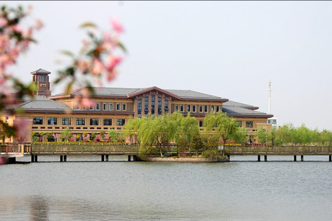 上海政法学院纪录片学院，2021上海政法学院有哪些专业（解读上海政法学院2022年录取分数线）