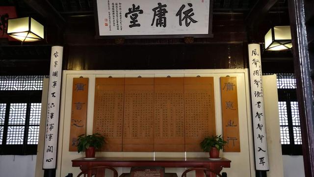 包含有16个外国典故的一幅绝妙对联，创意春联怎么做（七副耳熟能详的千古名联）