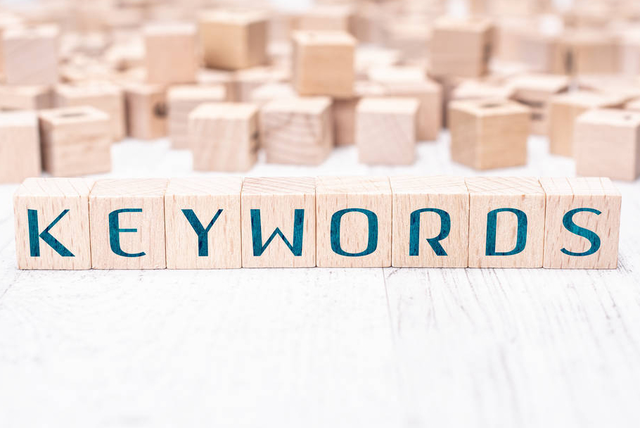 抖音播放量多少算热门，抖音视频上热门（抖音自媒体怎样快速上热门）