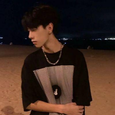 超甜情侣头像双人，情侣头像超甜一对微信（2022超级火的幸福双人情侣头像合集）