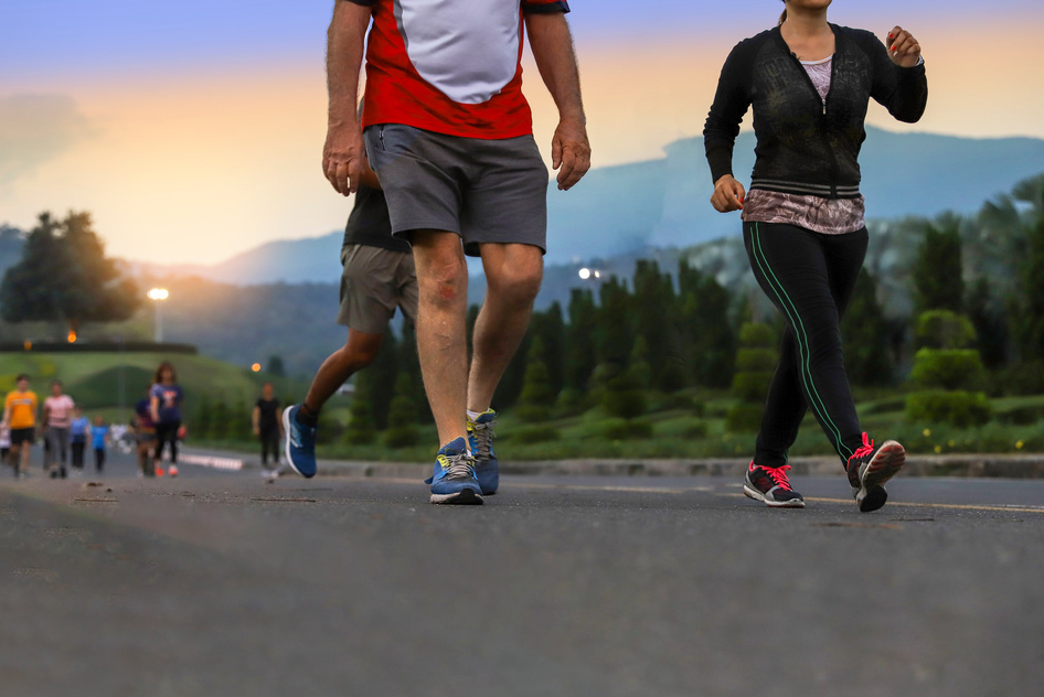 1,走路时间很多人吃完饭,放下碗筷立即出门散步,这样会导致身体的能量