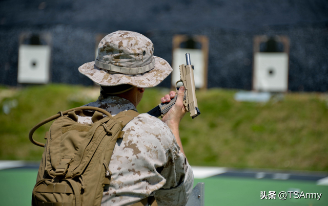 美国枪支标准，盘点美国军、警、特的10大制式手枪