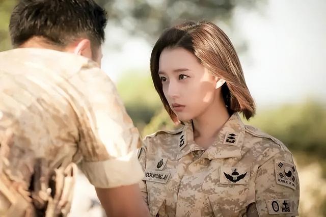 韩国最美十位女星，2023年韩国最美的10大女星