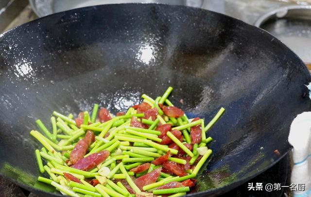 家庭实用菜谱大全，家常菜谱大全（建议多吃这5道“家常菜”）