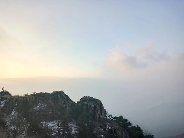 泰山云海旅行攻略，实现两天一夜穷游泰山