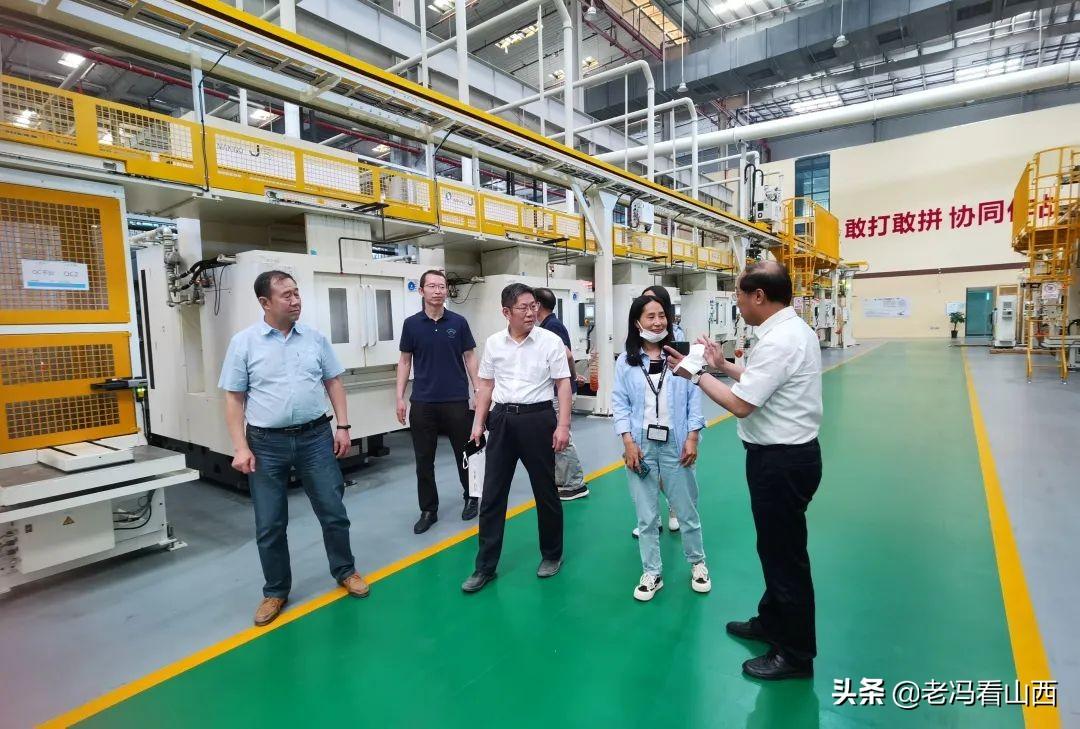 山西应用科技学院校长（山西应用科技学院校长宋兴航在动力与电气工程学院实训基地考察）