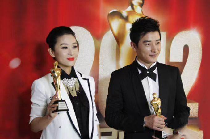 罗晋第一任妻子（娶唐嫣婚后对她宠爱有加，生一女）