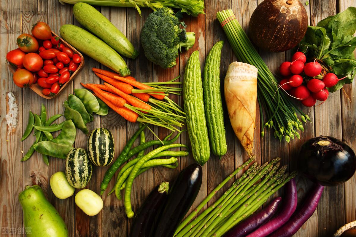 绿叶蔬菜有哪些品种，绿叶蔬菜的种类（把全家老小钙都补足了）
