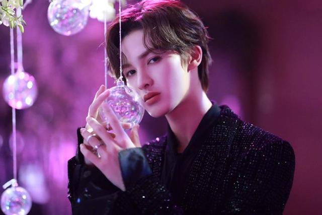 史上最尴尬的五位明星，这9位明星简直尴尬又可笑