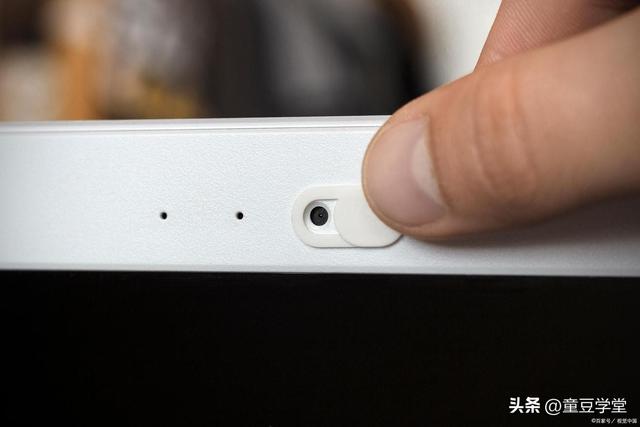 怎么知道房间里有没有装摄像头，如何检查房间有没有针孔摄像头（怎么检测房间里有没有摄像头）