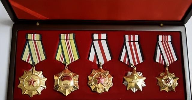 最牛兵王人物介绍，百万解放军最强兵王,9次获特等功,4次被伟人接见