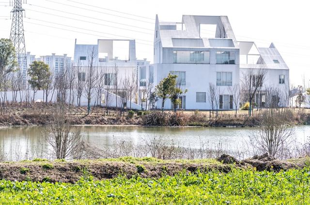 建房证办理流程及费用，自建房不动产证怎么办理（您一定要明白的建房知识）