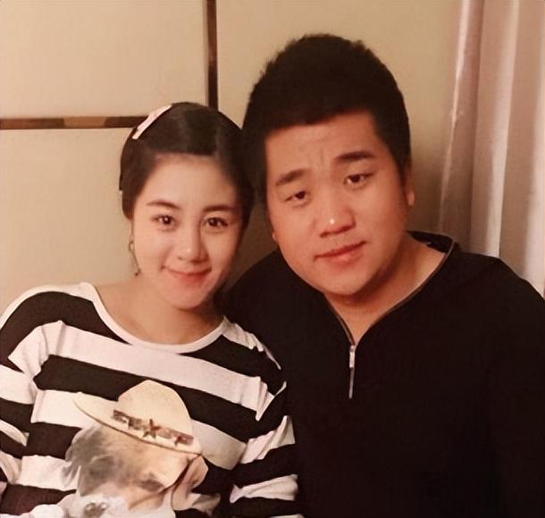 嫁给富商3年连生2胎后,丈夫被判14年,毕畅如今过得还好吗?