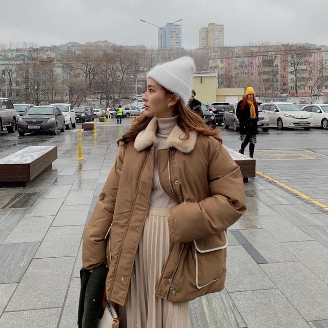 女生如何搭配衣服，女生如何搭配衣服才好看（试试这几款显气质的穿搭）