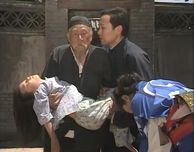 家庭伦理电视剧，家庭伦理剧为什么会爆火（只知道《父母爱情》可惜了）