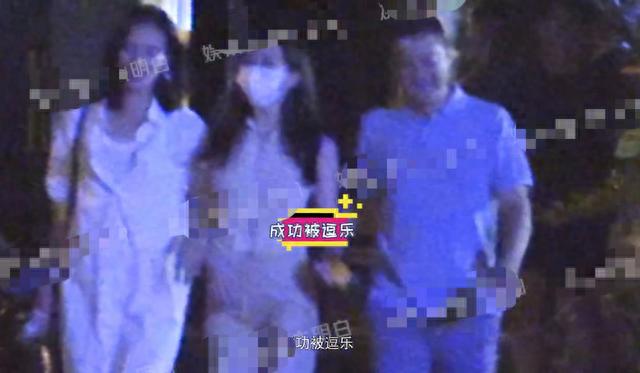 李亚鹏现在的妻子，李亚鹏和二婚妻子有孩子了吗（李嫣170高个酷似王菲）