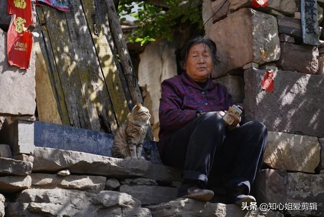 给老人买什么礼物好，给老年人买什么礼物好（80岁老人过寿最好送下面这10种礼物）