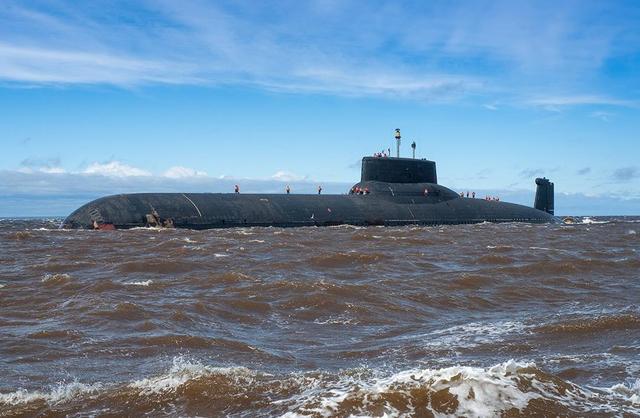 台风级核潜艇最新情况，俄罗斯即将退役台风级潜艇