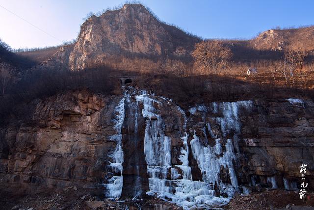 遥看瀑布挂前川的遥看是什么意思，遥看瀑布挂前川的遥是什么意思啊（已是悬崖百丈冰）