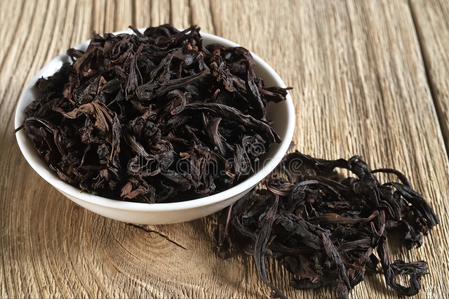 绿茶有哪些品种，红茶有哪些品种（中国的5大名茶是哪些）