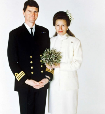 查尔斯王子的妻子卡米拉为什么不能成为王后，卡米拉王妃查尔斯孩子（女王最后的妥协）