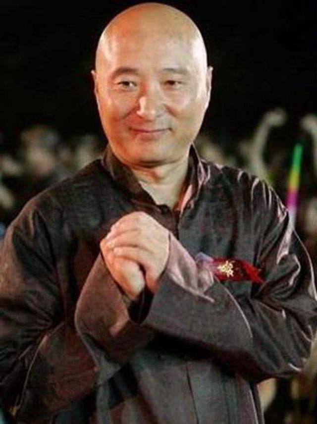 陈佩斯简历及他的儿女，表现淡定有演艺天赋