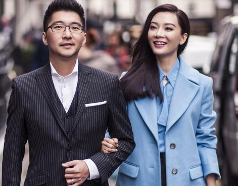 陈数：惨遭前夫劈腿，二婚钢琴家赵胤胤，为了继子决定不生孩子