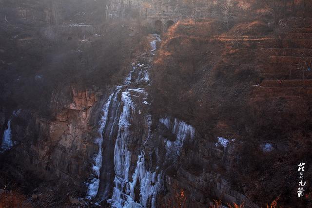 遥看瀑布挂前川的遥看是什么意思，遥看瀑布挂前川的遥是什么意思啊（已是悬崖百丈冰）