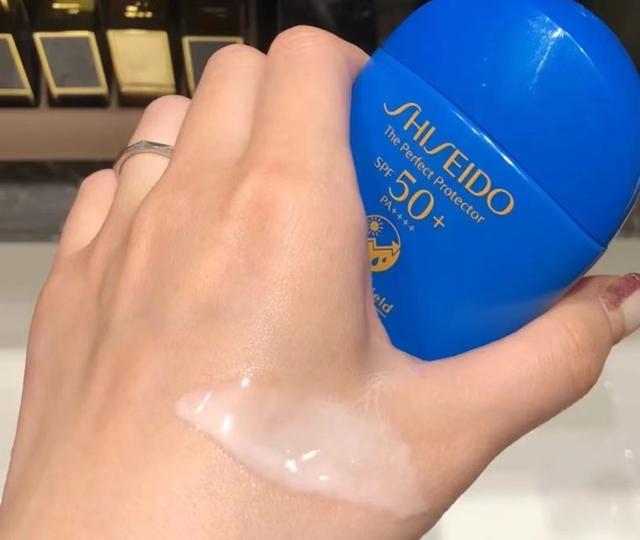 巴黎欧莱雅防晒霜，巴黎欧莱雅防晒霜价格（公认防晒效果超好的4款防晒霜）
