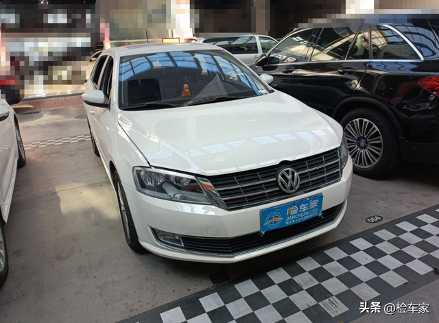 大众朗行二手车价格，大众朗行二手车价格13年（这辆4万块的大众朗行问题不小）