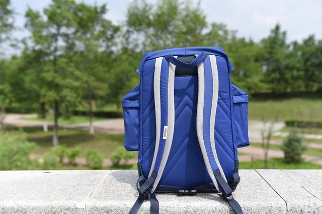 deuter双肩包，包好还是人好-DEUTER多特城市记忆双肩包