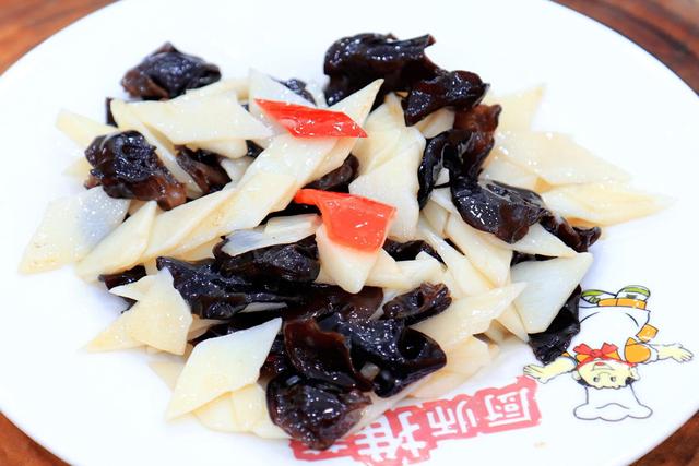 冬季女性养生食谱，冬季女性养生食谱有哪些（建议大家冬天多吃5样）