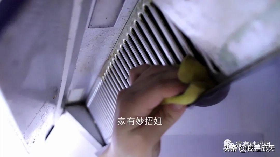 强力去油污清洗剂配方，工业重油污清洗剂（家政阿姨教你自制清洁剂）