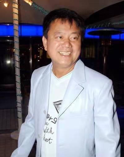 陈百祥陈百强，陈百强和陈百祥不仅只差“一个字”（与周星驰飙戏的“贱男鼻祖”）