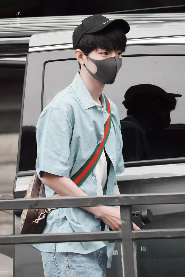 肖战快乐大本营，肖战郑爽快乐大本营哪一期（肖战一共上了四次《快乐大本营》）