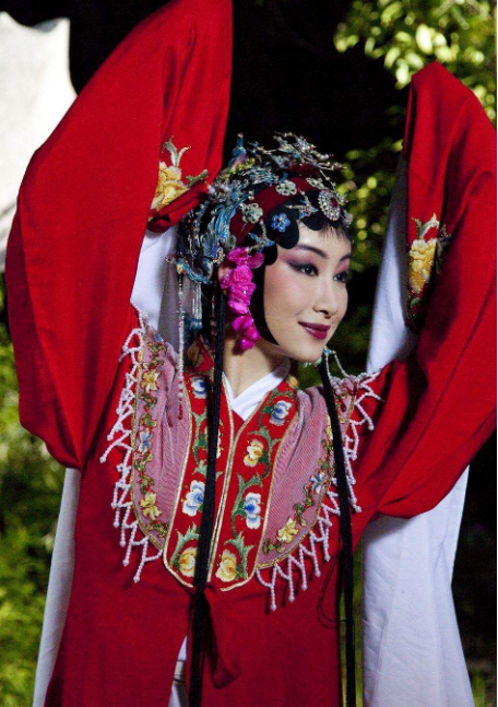 秦海璐婆婆：老公儿子均离世，儿媳孕期忍痛照顾，生活幸福也有泪