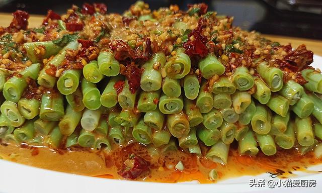 芝麻酱怎么做，如何解芝麻酱（酱香浓郁特别爽口好吃）