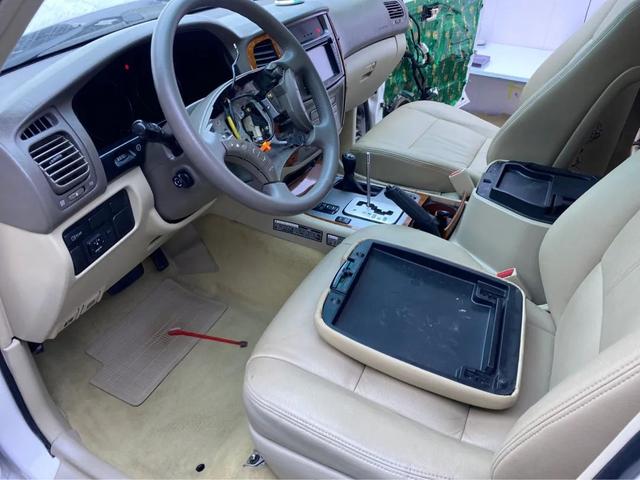 油压减震器，减震器原理图（搞来一辆“破烂不堪”的04年LC100）