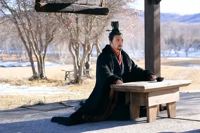 形容男人很优秀的成语，比喻男人优秀的成语（20个历史名人）