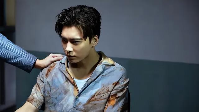 电影动物世界的大结局是什么，动物世界 电影结局（李易峰就这样改写了自己的结局）