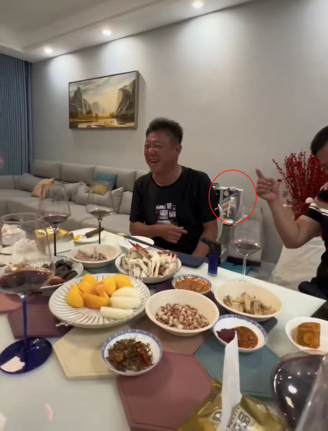 姜育恒是韩国人吗，姜育恒是哪里人（6人吃4盘菜太俭朴）