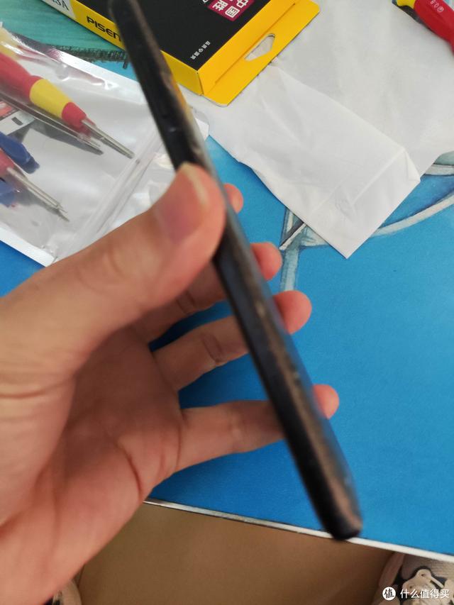 小米手机电量显示怎么设置，小米手机如何设置电量显示方式（给老爸的小米6哥哥换个电池）