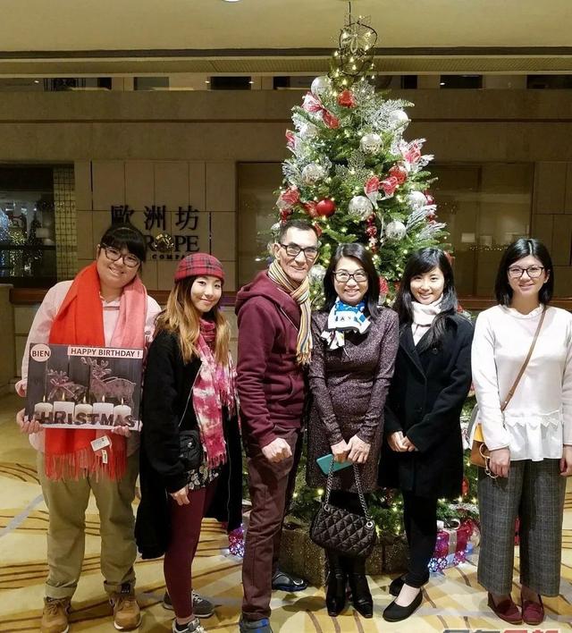黄子华周慧敏电影，周慧敏香港流行乐坛玉女掌门人（68岁TVB一代神隐22年终出山拍戏）