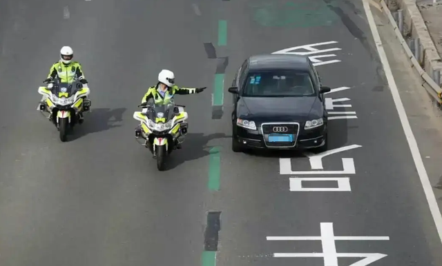 常见的交通标志标牌及意思，交通标志标牌及意思（五一假期出行可要留意这些冷门交通标识）