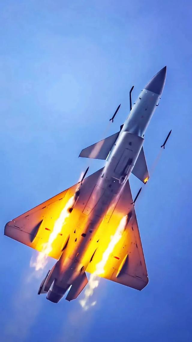 中国人民解放军空军，中国人民解放军空军成立时间（人民空军，生日快乐）