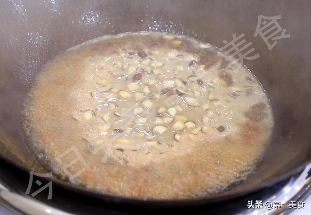 闷饭的家常做法，闷饭的家常做法窍门（只用一个电饭锅）