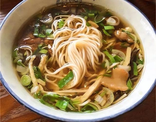 陝西特色麵食,陝西面食排行榜前十名(盤點陝西的4大名面)