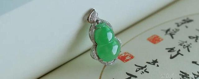翡翠葫芦的寓意，翡翠葫芦吊坠的寓意是什么---翡翠徐显润